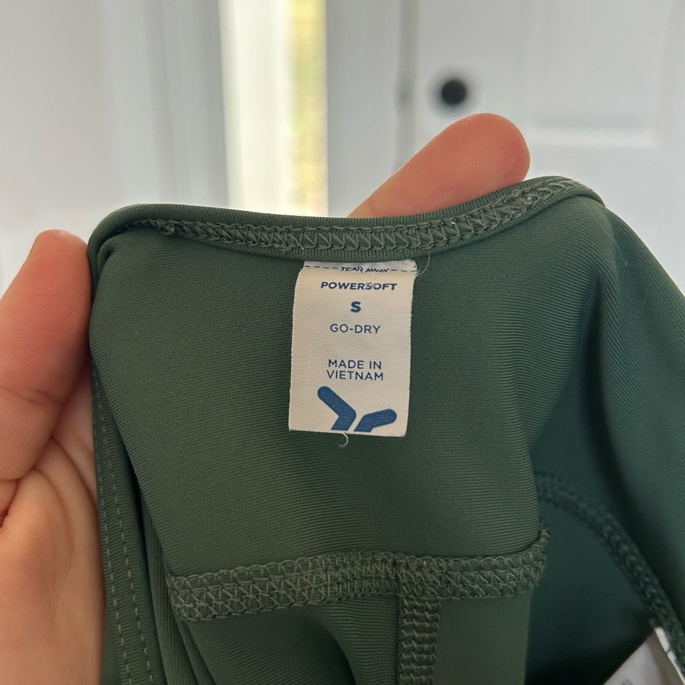 Old Navy Sleeveless PowerSoft Bodysuit -- 25-inch inseam - Picture 6 of 7